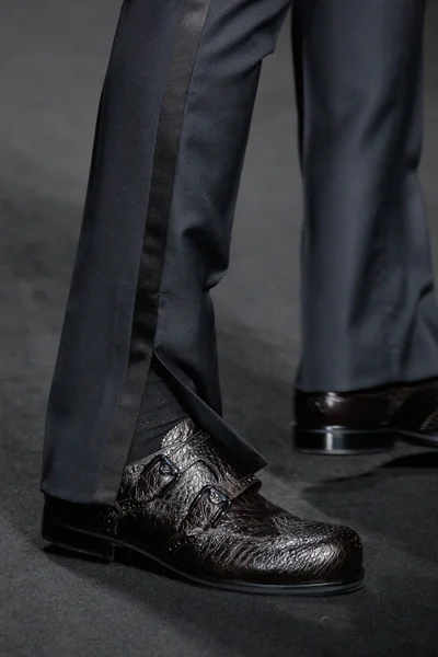 Look 76